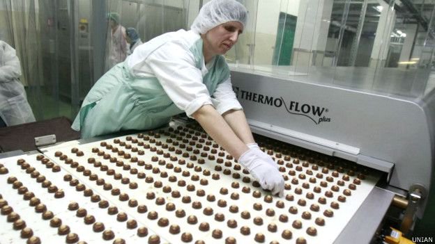 Почему Порошенко стал богаче за год на посту президента? Почему Порошенко стал богаче за год на посту президента?