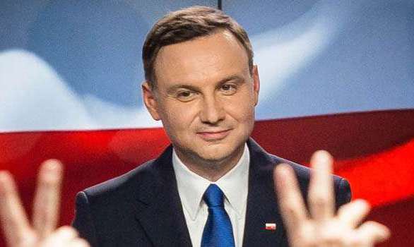 Отказ Дуды от встречи с Порошенко нанес удар по Киеву, считает Пушков Отказ Дуды от встречи с Порошенко нанес удар по Киеву, считает Пушков