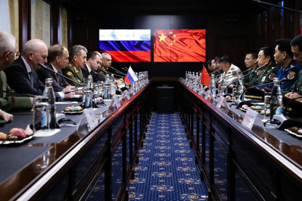 Российская армия примет участие в торжественном параде в Пекине