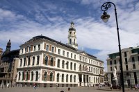 Мэр Риги пожаловался на мяукающих не по-латышски котов 