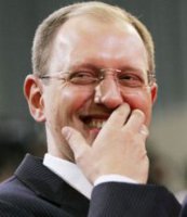 Яценюк и обнаглевшие кредиторы в позе «зю»