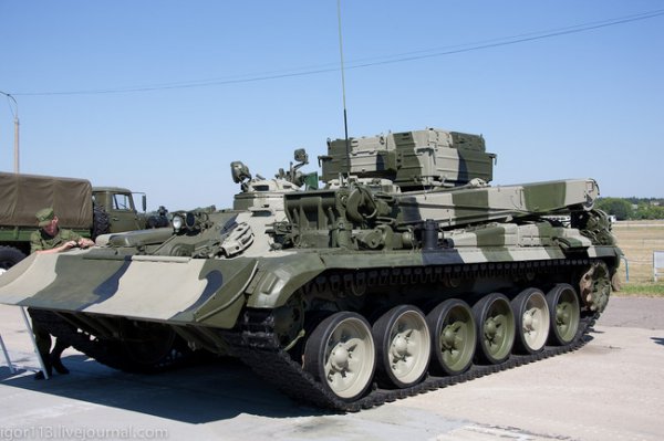 На базе "Арматы" создают таинственную Т-16