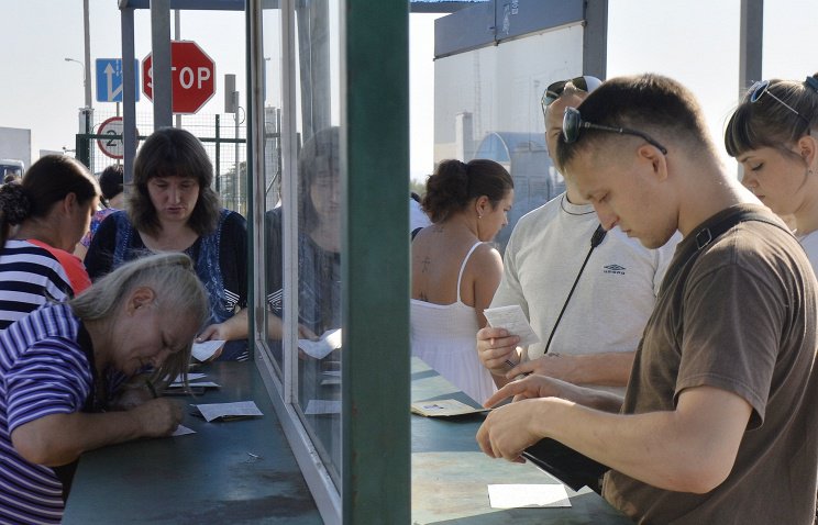 Число желающих эмигрировать из Украины в ЕС приближается к показателям Сирии и Сомали Число желающих эмигрировать из Украины в ЕС приближается к показателям Сирии и Сомали