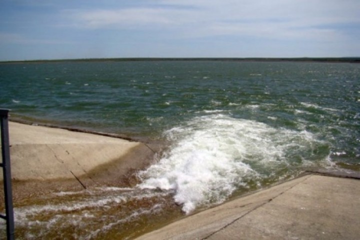 Надежды хунты не оправдались. В Крыму переизбыток пресной воды Надежды хунты не оправдались. В Крыму переизбыток пресной воды