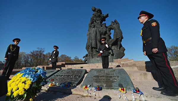 Двуличие украинских властей. Александр Роджерс Двуличие украинских властей. Александр Роджерс