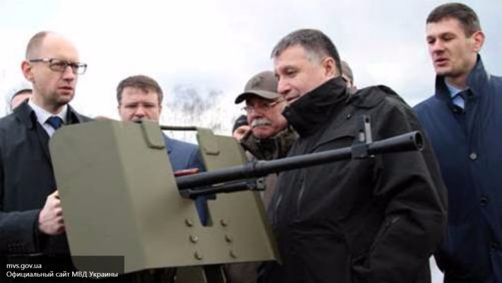 Аваков об увольнении чиновников: «В очередь, сукины дети!» Аваков об увольнении чиновников: «В очередь, сукины дети!»