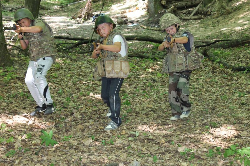 На Украине появился свой «гитлерюгенд» На Украине появился свой «гитлерюгенд»