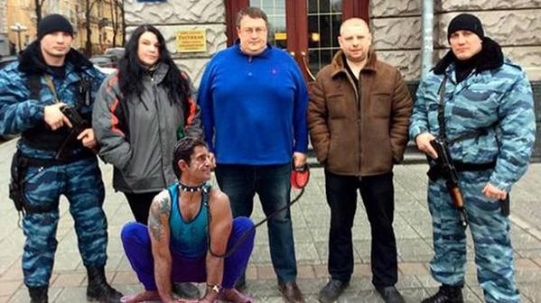 Нефтебаза: #онадогорает /Александр Зубченко/ Нефтебаза: #онадогорает /Александр Зубченко/