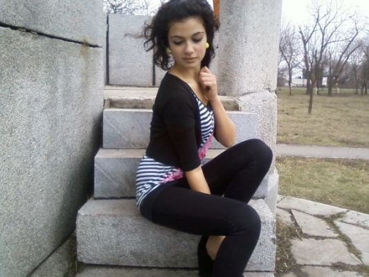 В Запорожье пропавшую студентку нашли закатанной в бетон В Запорожье пропавшую студентку нашли закатанной в бетон