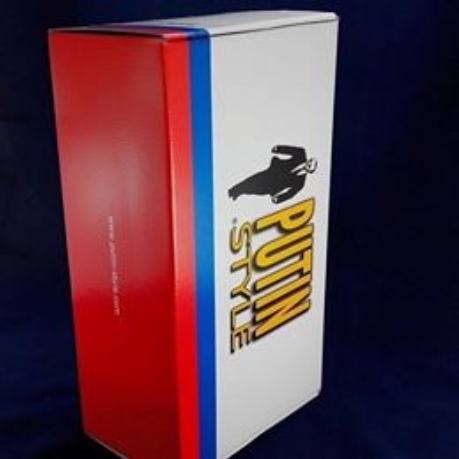 Испанский бренд обуви решил использовать образ Путина Испанский бренд обуви решил использовать образ Путина