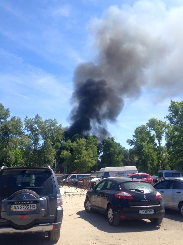В Киеве новый пожар: горит Труханов остров 