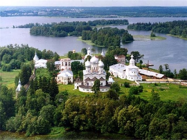 Зову тебя Россиею, единственной зову! Зову тебя Россиею, единственной зову!