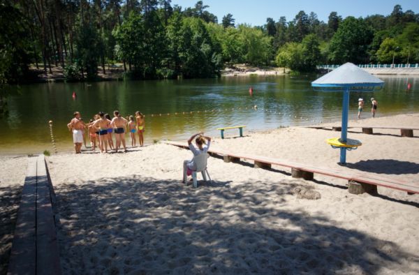 На Украине «Артеки в изгнании» размножаются как тараканы На Украине «Артеки в изгнании» размножаются как тараканы