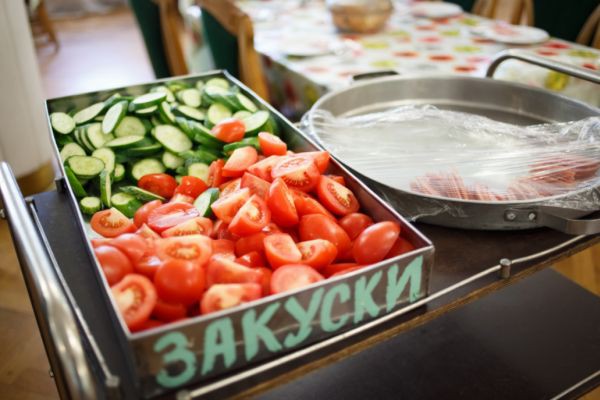 На Украине «Артеки в изгнании» размножаются как тараканы На Украине «Артеки в изгнании» размножаются как тараканы