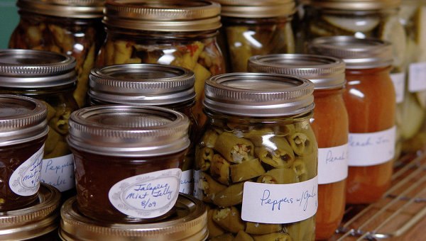 СМИ: Россия обдумывает запрет на ввоз рыбных консервов из США и Европы СМИ: Россия обдумывает запрет на ввоз рыбных консервов из США и Европы