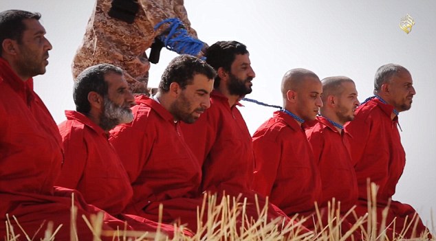 «Исламское государство» опубликовало новый ролик с жестокими казнями «Исламское государство» опубликовало новый ролик с жестокими казнями