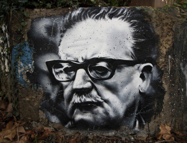 Президент, который не сбежал: «Америке нужно сейчас вдохновение Альенде» Президент, который не сбежал: «Америке нужно сейчас вдохновение Альенде»