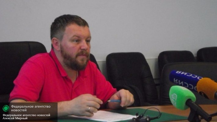 Пургин: Порошенко предлагает бессмысленные изменения в Конституцию Пургин: Порошенко предлагает бессмысленные изменения в Конституцию