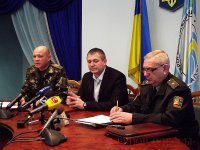 «Не очкуй, возьми повестку»: военкомы выбивают двери в одесских общежитиях «Не очкуй, возьми повестку»: военкомы выбивают двери в одесских общежитиях