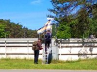 Георгиевский флаг над базой НАТО вместо флага США