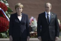 Подкаблучники показывают зубы