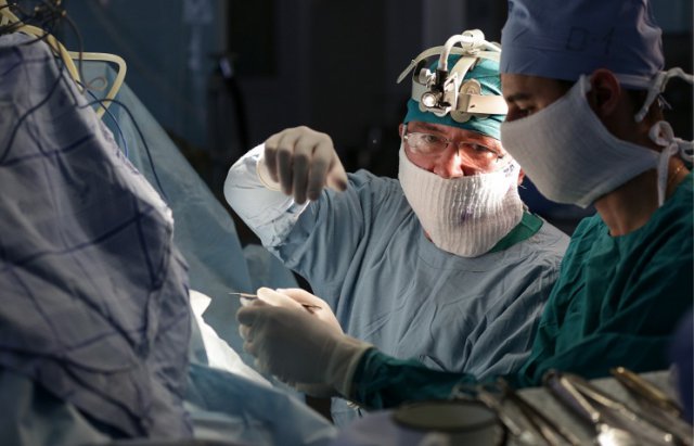 Замминистра обороны РФ поставил задачу за 2 года вывести военную медицину на новый уровень