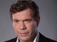 Парады «голых королей»