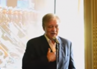 Под носом у Порошенко в Киеве вручили медали от Путина