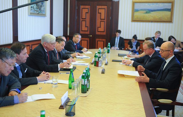 Украина уговаривает G7 помочь договориться с Россией по газу