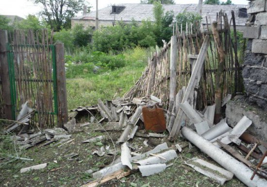 Горловка и поселок Октябрьский в Донецке подверглись обстрелу со стороны укрофашистов