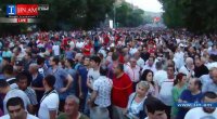 В Армении появились люди в красном