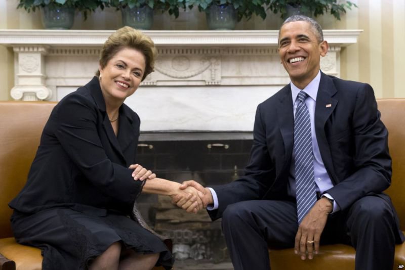 Под американским зонтиком Под американским зонтиком