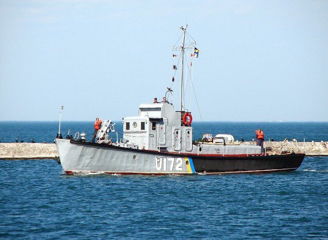 Украина и ее военно-морской … плот Украина и ее военно-морской … плот