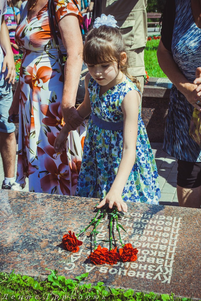 Митинг-реквием "Не забудем, не простим: Славянск" Митинг-реквием "Не забудем, не простим: Славянск"