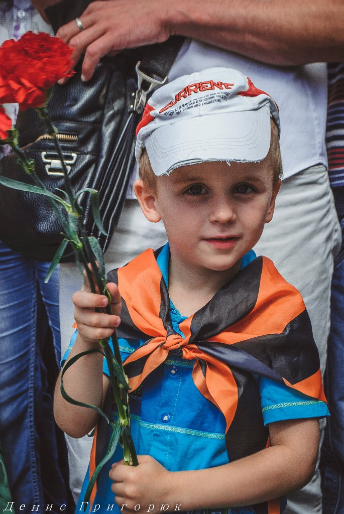 Митинг-реквием "Не забудем, не простим: Славянск" Митинг-реквием "Не забудем, не простим: Славянск"