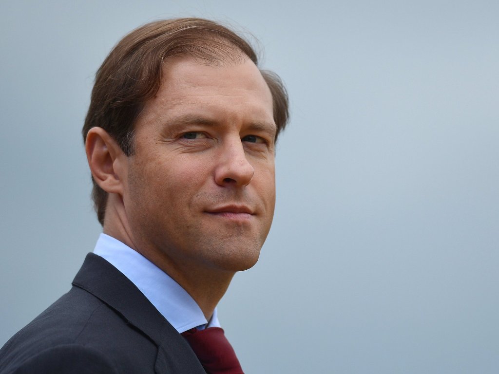 Россия поворачивается к станку Россия поворачивается к станку