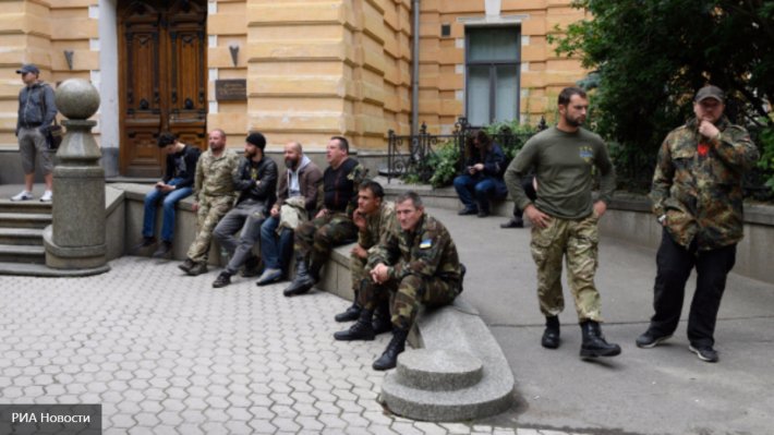 Акции «Правого сектора» охватили Черкассы, Сумы и Одессу Акции «Правого сектора» охватили Черкассы, Сумы и Одессу