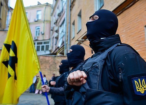 Многоходовочка. «Правый сектор» в Мукачево подставил Балога с ведома Порошенко? Многоходовочка. «Правый сектор» в Мукачево подставил Балога с ведома Порошенко?