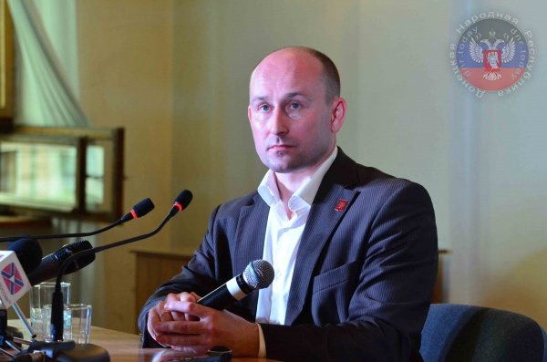 Николай Стариков в Донецке, чтобы увидеть всё своими глазами Николай Стариков в Донецке, чтобы увидеть всё своими глазами