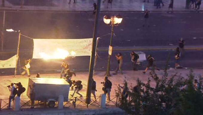 Массовые протесты в Греции Массовые протесты в Греции