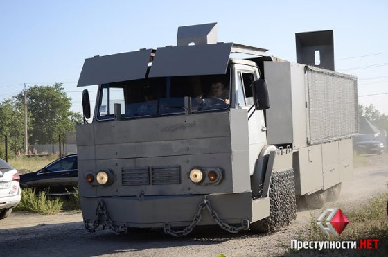 «Безумный Макс» отдыхает: несокрушимая мощь украинских шушпанцеров «Безумный Макс» отдыхает: несокрушимая мощь украинских шушпанцеров