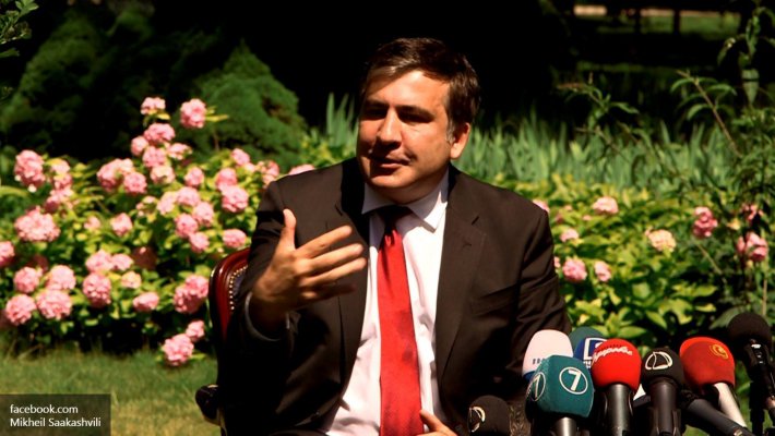Саакашвили помнит «про яйца» и жалуется, что его хочет убить Путин Саакашвили помнит «про яйца» и жалуется, что его хочет убить Путин