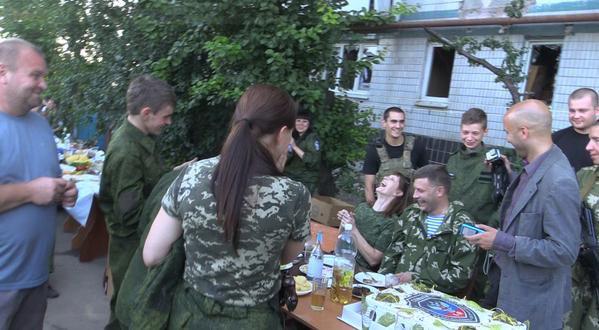 На 35-м дне рождения разжалованного и убитого Гиви На 35-м дне рождения разжалованного и убитого Гиви