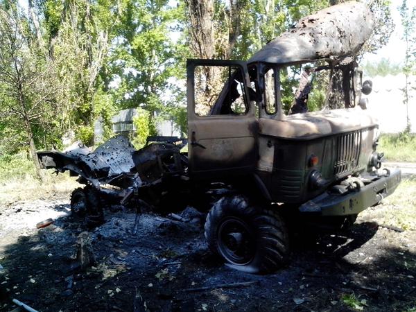 Говорили вам укропам: Отведите технику от линии разграничения! Говорили вам укропам: Отведите технику от линии разграничения!