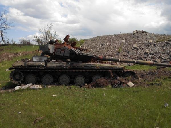 Говорили вам укропам: Отведите технику от линии разграничения! Говорили вам укропам: Отведите технику от линии разграничения!