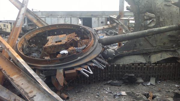 Говорили вам укропам: Отведите технику от линии разграничения! Говорили вам укропам: Отведите технику от линии разграничения!