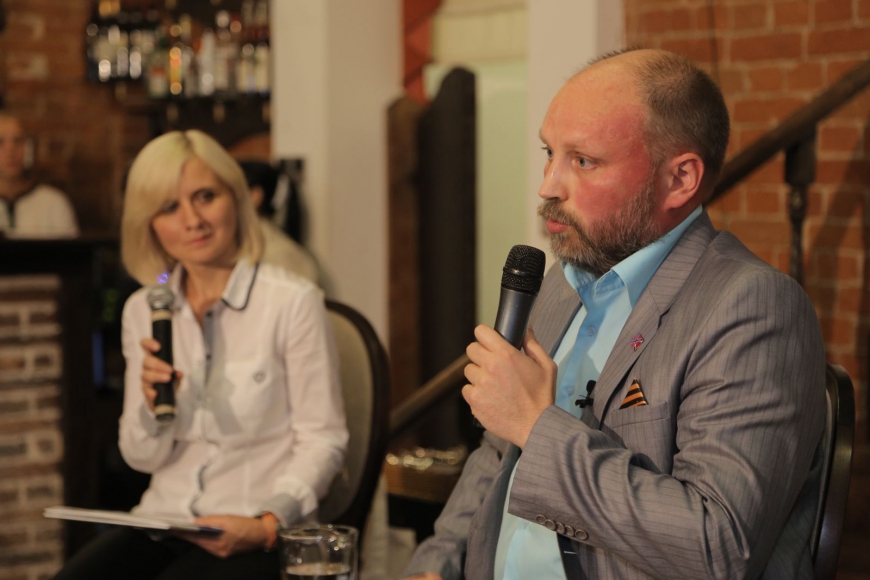 Владимир Рогов в проекте «Актуальный собеседник» Владимир Рогов в проекте «Актуальный собеседник»