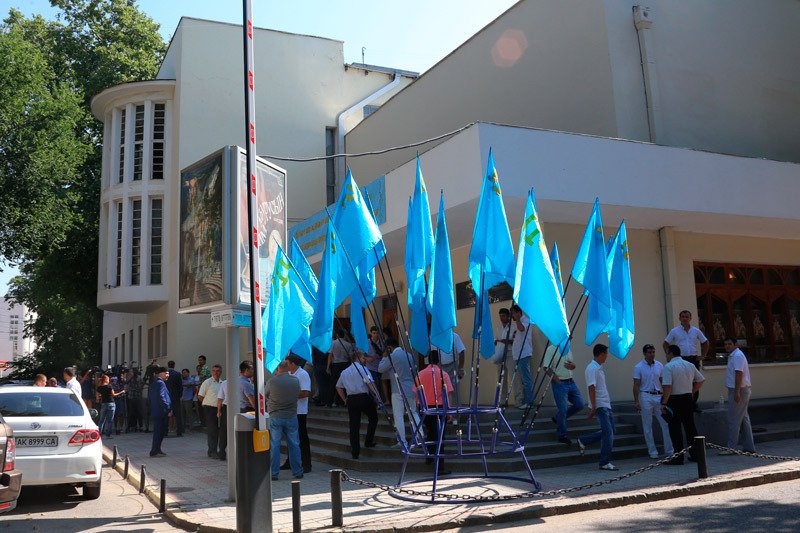 «Къырым» полностью поддержал крымскую власть «Къырым» полностью поддержал крымскую власть