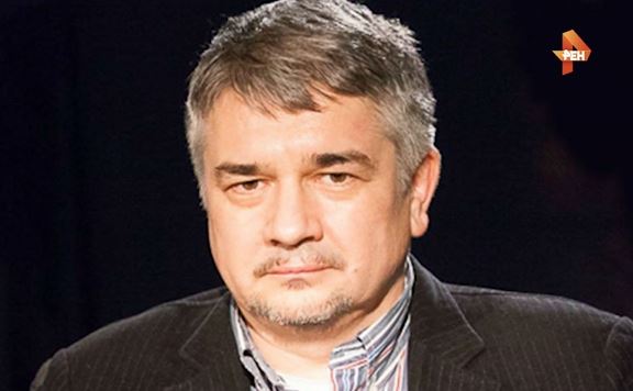 Ростислав Ищенко объяснил, почему Порошенко дружит с политическими маргиналами Ростислав Ищенко объяснил, почему Порошенко дружит с политическими маргиналами