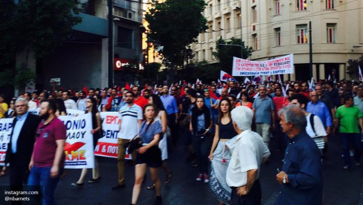 Грецию ждут цветные революции по украинскому сценарию — политолог Грецию ждут цветные революции по украинскому сценарию — политолог